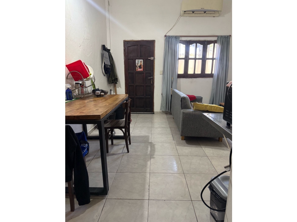 DEPARTAMENTO EN VENTA EN CASTELAR NORTE - 4