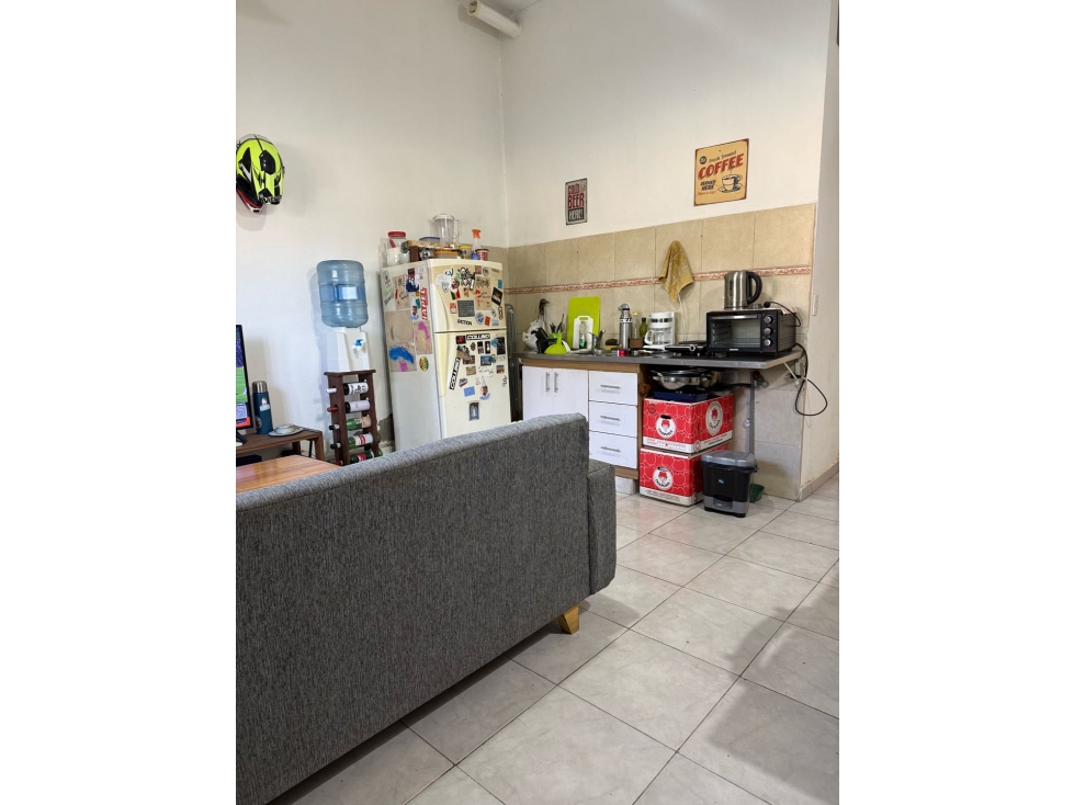 DEPARTAMENTO EN VENTA EN CASTELAR NORTE - 6