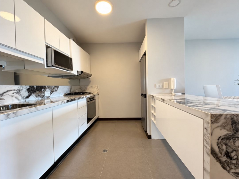 Departamento en venta en Ciudad del Mar, Manta, con amplia terraza — foto 3