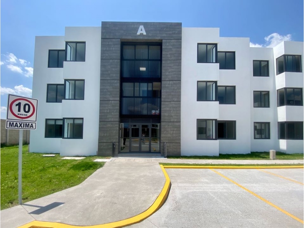 Departamento en Venta en Residencial Esmeralda en San Mateo Atenco - 1