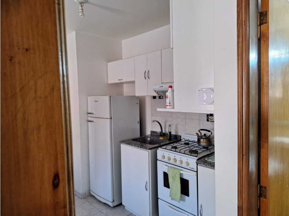 DEPARTAMENTO EN VENTA PLANTA BAJA AL FRENTE Calle Estados Unido - 2
