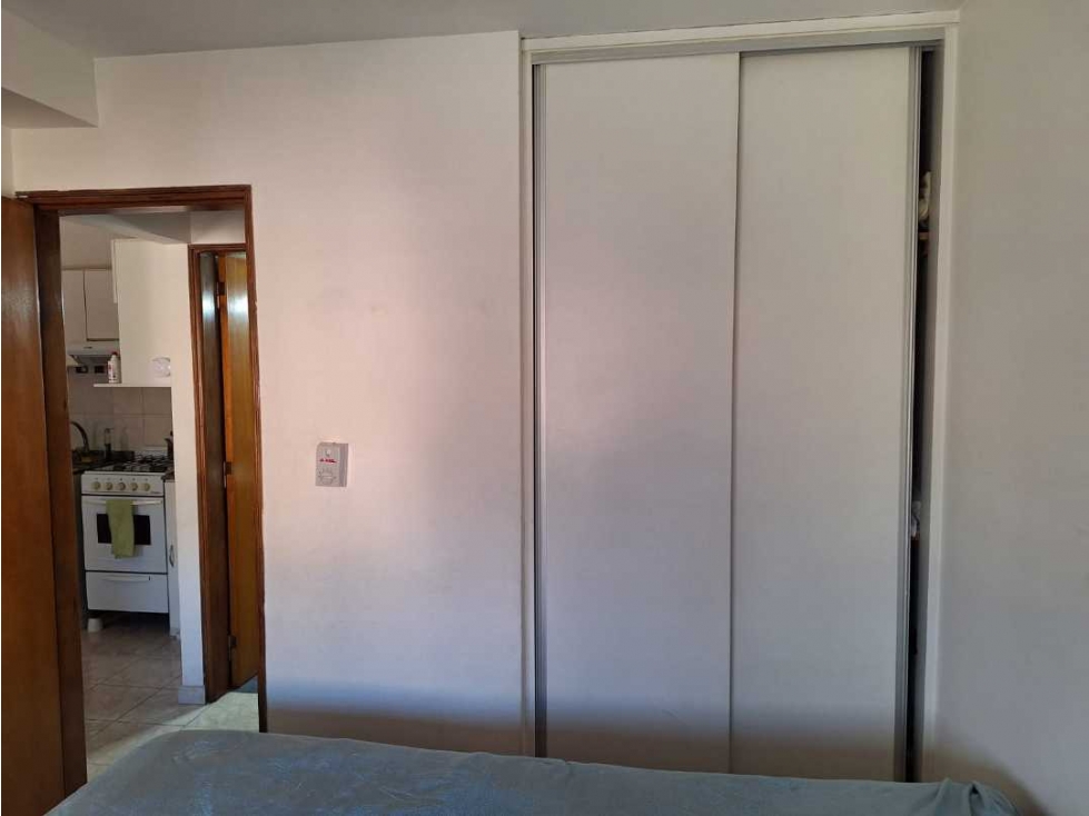 DEPARTAMENTO EN VENTA PLANTA BAJA AL FRENTE Calle Estados Unido - 3