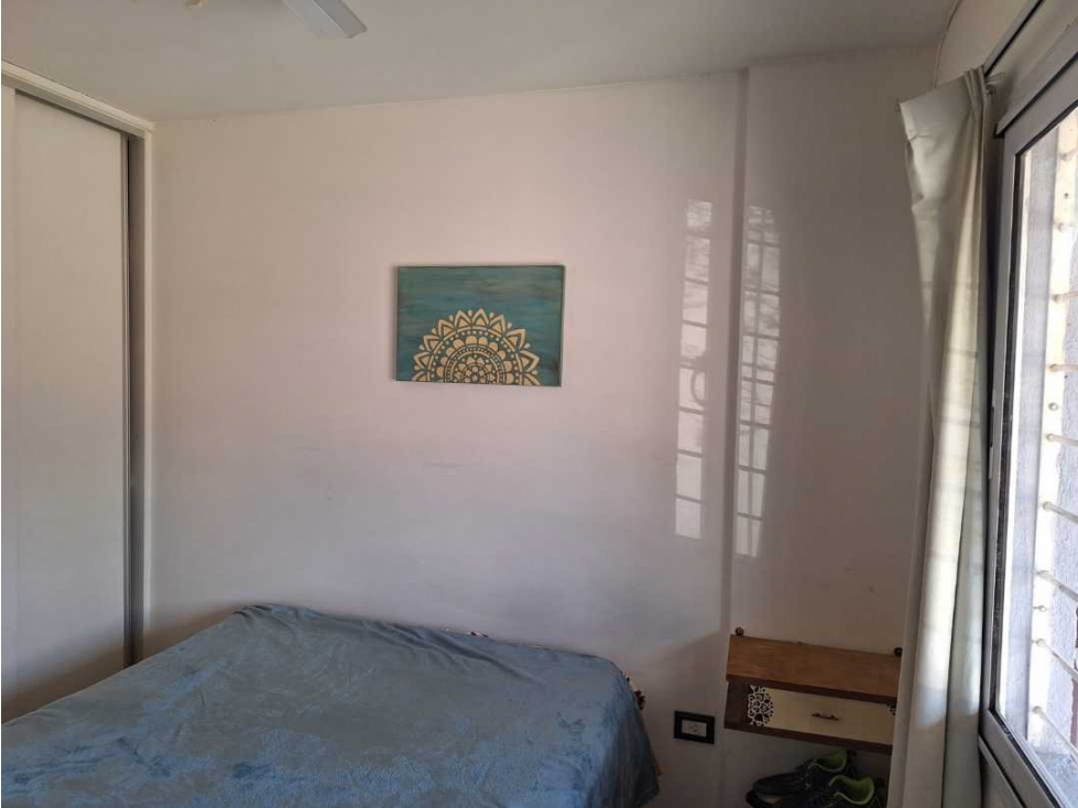 DEPARTAMENTO EN VENTA PLANTA BAJA AL FRENTE Calle Estados Unido - 4