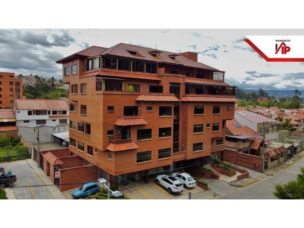 ESPACIOSO DUPLEX EN VENTA CON VISTA AL RÍO EN CDLA DE INGENIEROS
