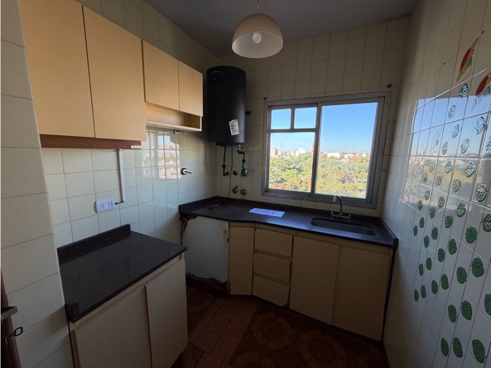 Departamento en venta sobre Av. Rocca - 2