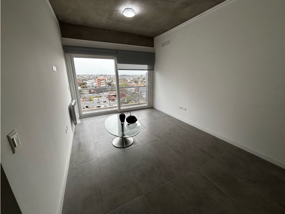 Departamento en venta sobre Avenida Mitre - 2