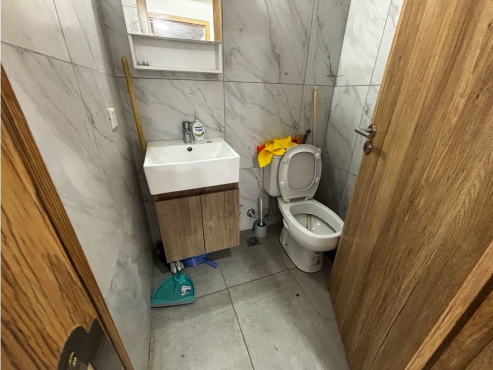 Departamento en venta sobre Avenida Mitre - 6