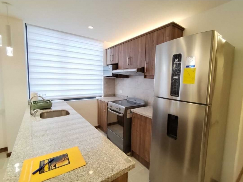DEPARTAMENTO RENTA, TUMBACO,3 HABITACIONES, 1 PARQUEADERO