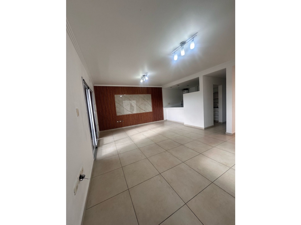 Depto venta 2 dormitorios con terraza, Apto Banco la plata