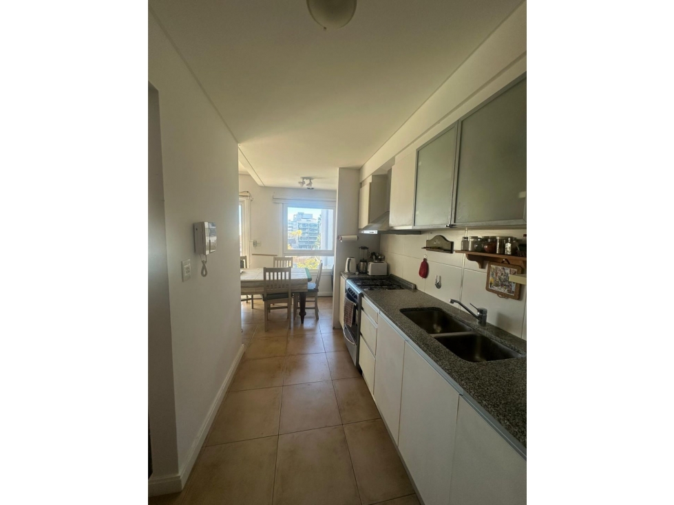 VENTA 2 AMBIENTES CON BALCÓN TERRAZA Y COCHERA ZONA GUEMES - 6