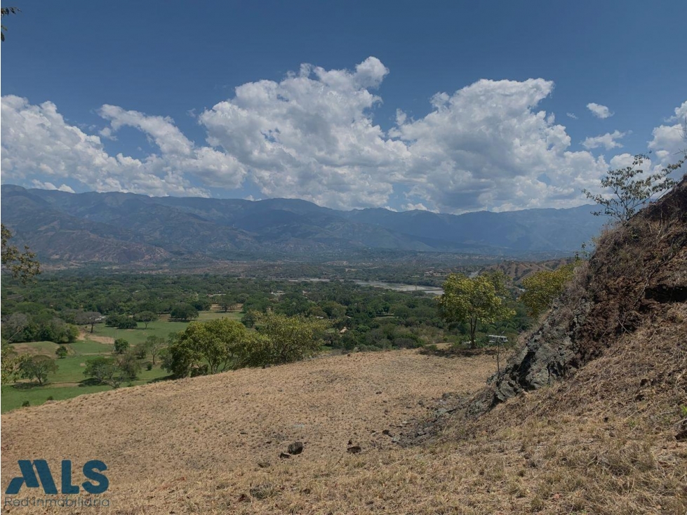 ¡Descubre tu rincón ideal en Santa Fe de Antioqu...(MLS#252048) - 2