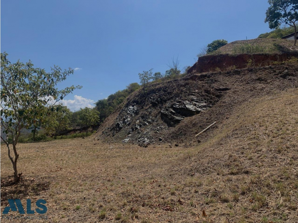 ¡Descubre tu rincón ideal en Santa Fe de Antioqu...(MLS#252048) - 3