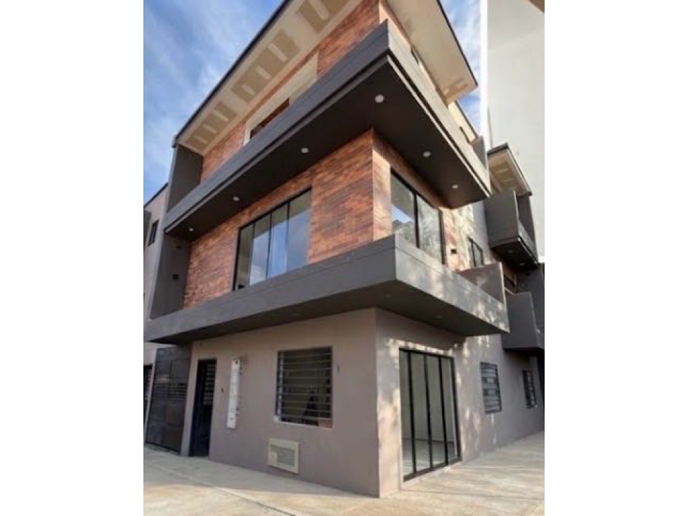 DESTACADO APARTAMENTO EN PRIMER PISO EN VENTA EN EL CARMEN DE VÍBORAL - 2
