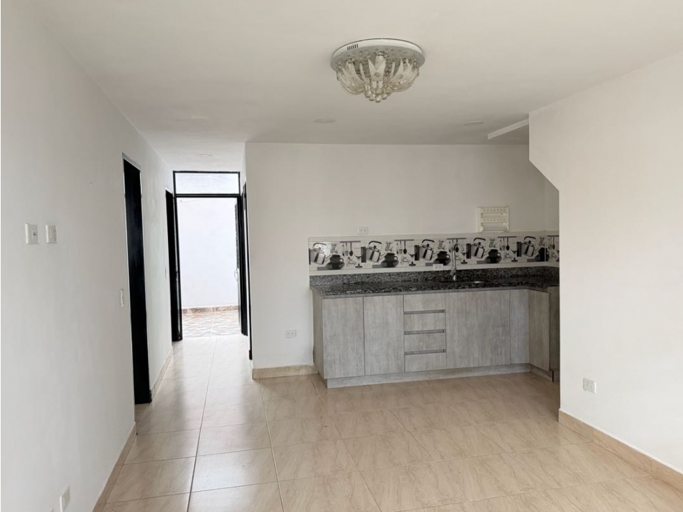 DESTACADO APARTAMENTO EN PRIMER PISO EN VENTA EN EL CARMEN DE VÍBORAL — foto 3