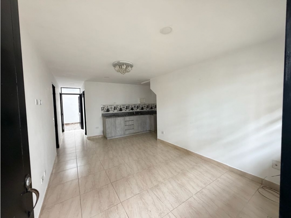 DESTACADO APARTAMENTO EN PRIMER PISO EN VENTA EN EL CARMEN DE VÍBORAL — foto 4