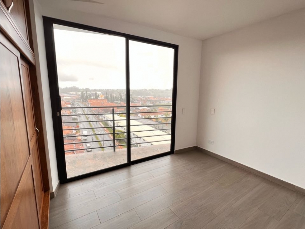 DIVINO APARTAMENTO ESQUINERO EN VENTA CON EXCELENTE UBICACIÓN Y VISTA. — foto 6
