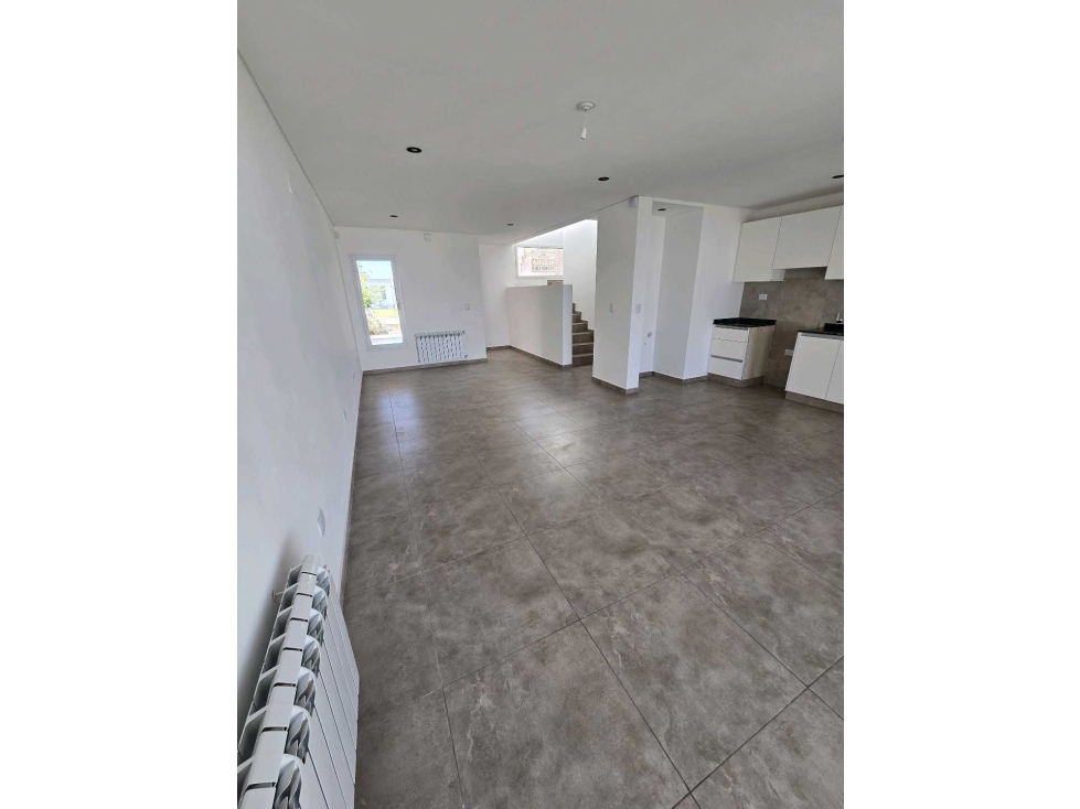 DOCTA - DUPLEX 3 DORM 3 BAÑOS CALEF CENTRAL, PILETA! — foto 4