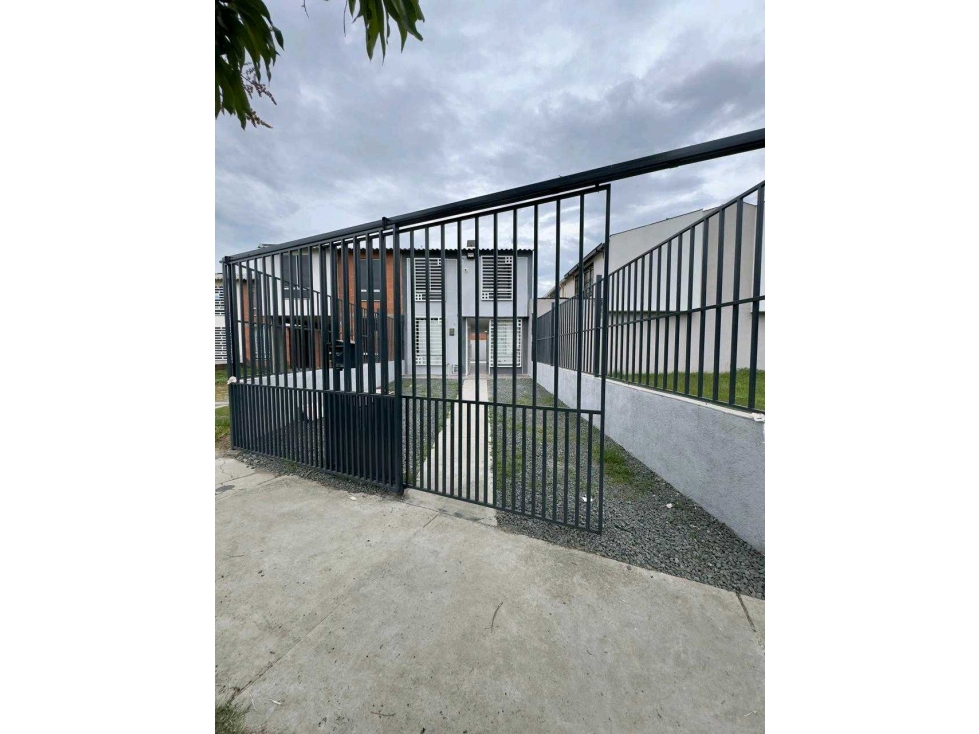 VENTA HERMOSA CASA EN EL DORAL DE LA ITALIA, PALMIRA