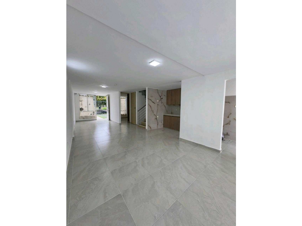 VENTA HERMOSA CASA EN EL DORAL DE LA ITALIA, PALMIRA — foto 5