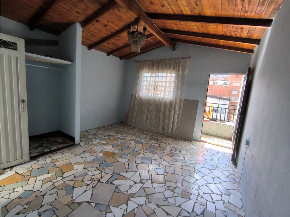 DOS CASAS AMPLIAS EN CASTILLA PARA REMODELAR E451