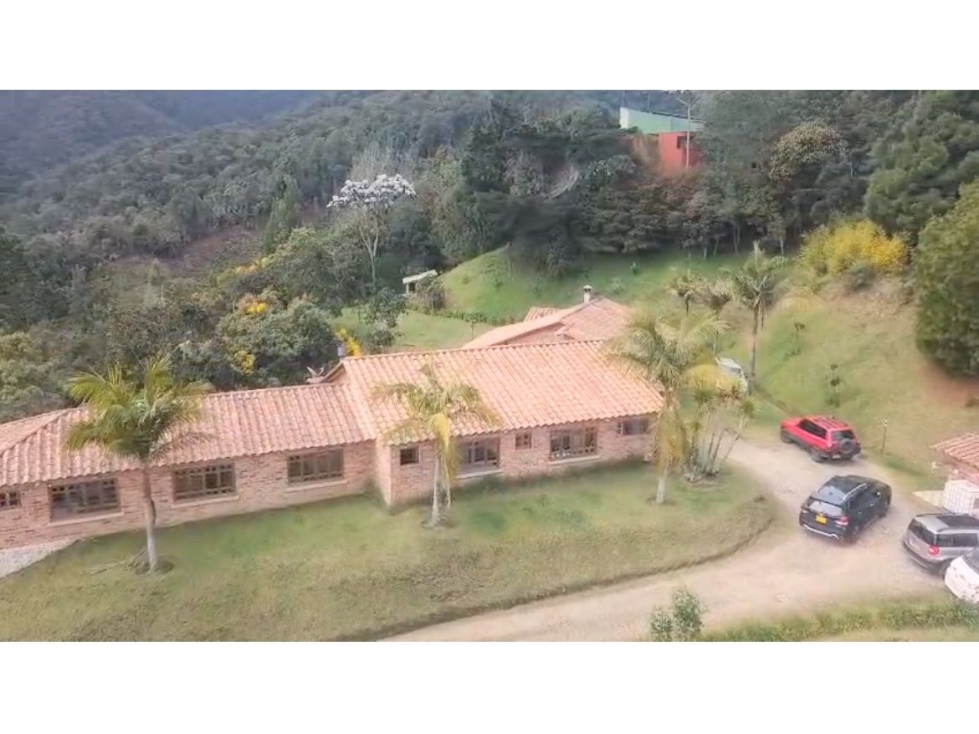 Dos casas independientes en mismo lote de Loma del Escobero Alto (*) — foto 3