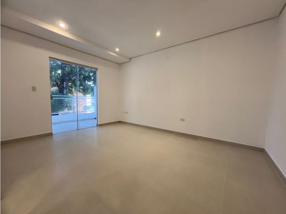 Dúplex a precio de departamento!!En Asunción a 3 cuadras de McalLopez - 6