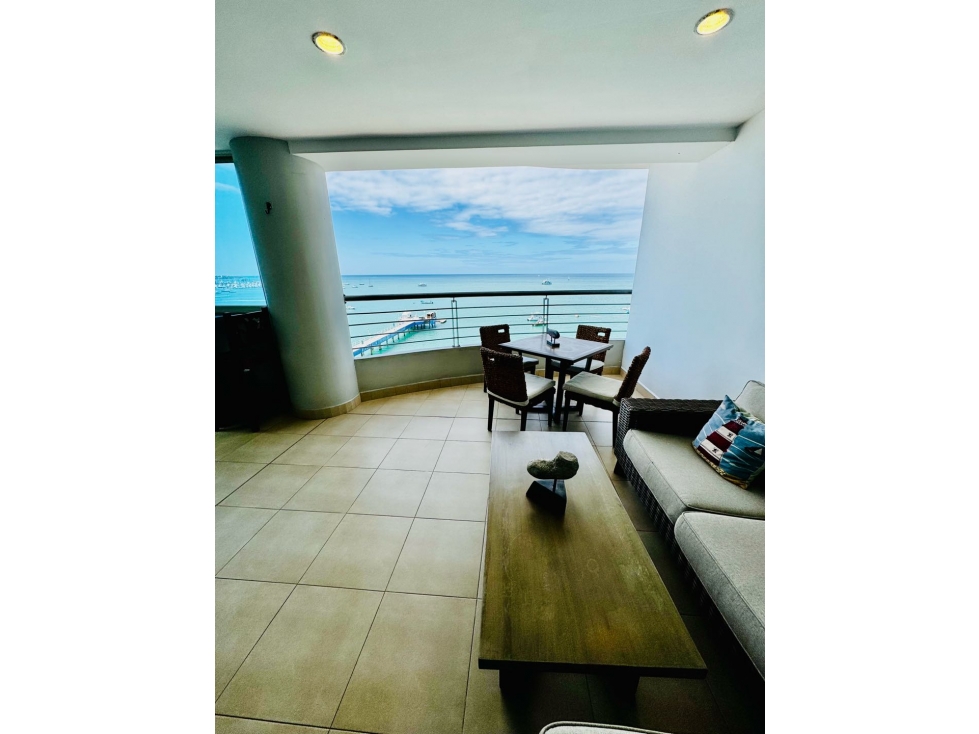 Dpto con Balcón Frente al Mar en Edificio Moderno en el Malecon - 2