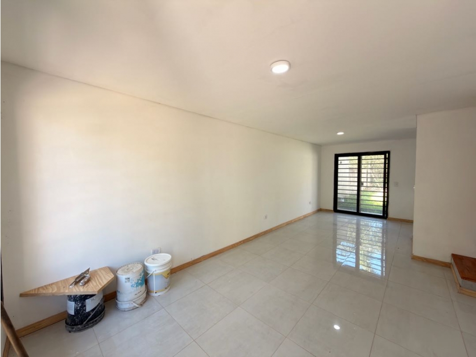 Duplex a estrenar 4 amb Luján - B° Sarmiento — foto 2