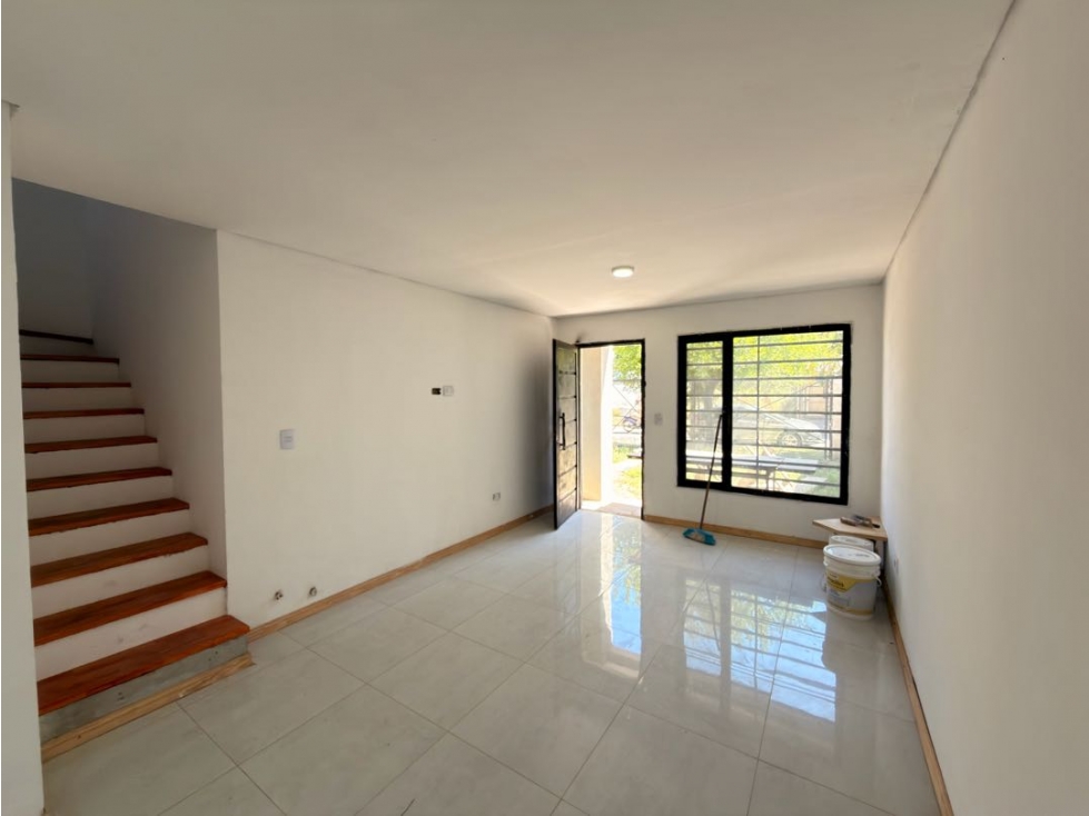 Duplex a estrenar 4 amb Luján - B° Sarmiento — foto 3
