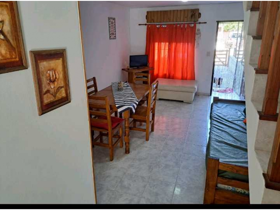 DUPLEX DE TRES DORMITORIOS LAS TONINAS . BUENOS AIRES — foto 2