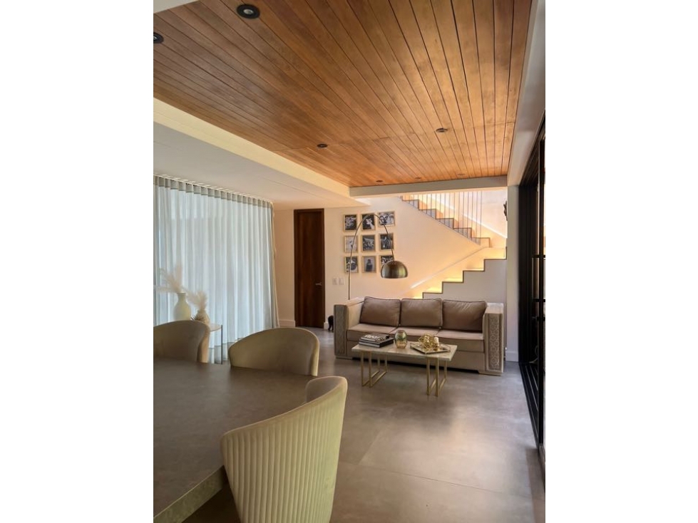 Duplex en Exclusiva Zona Residencial Envigado - 4