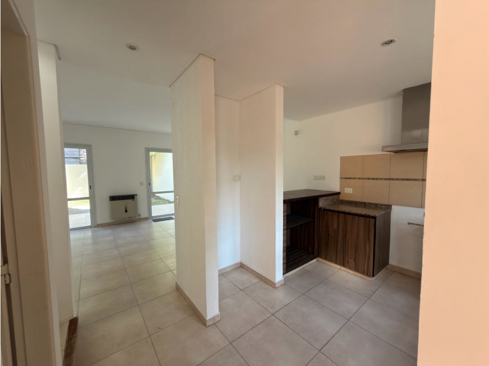 Duplex Ph en venta 81m2 - 2 dormitorios y jardin en el barrio Zapiola - 2