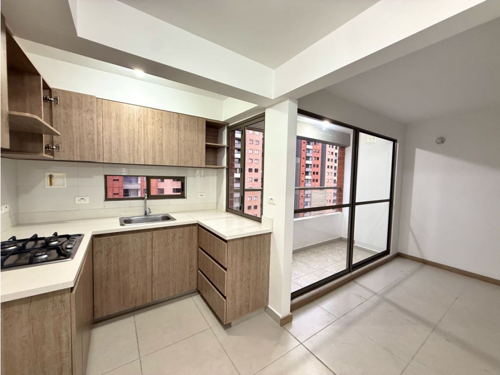 ECONÓMICO APARTAMENTO EN VENTA EN SANTA ANA - FLOR DE AGUA - FABRICATO