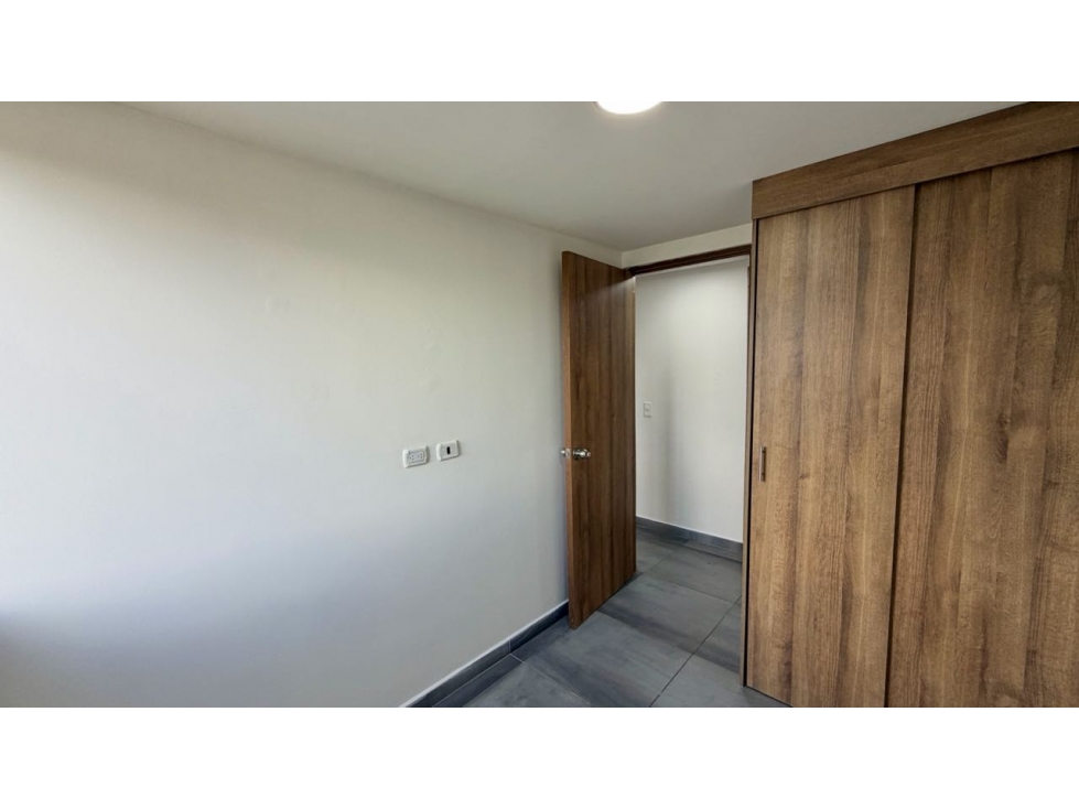 ECONÓMICO APARTAMENTO EN VENTA CERCA ESTACION NIQUIA EN GUASIMALITO — foto 6