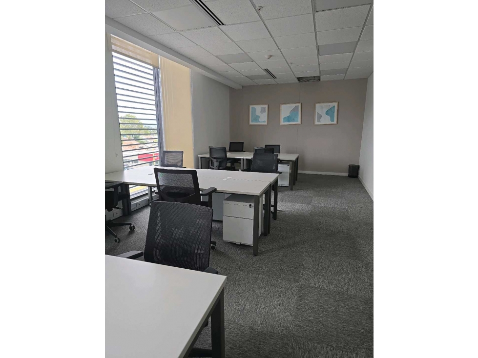 Venta/Arriendo Edificio 1.902m2 DOTADO 150ptos Vía P/cipal CL 127 SUBA — foto 3