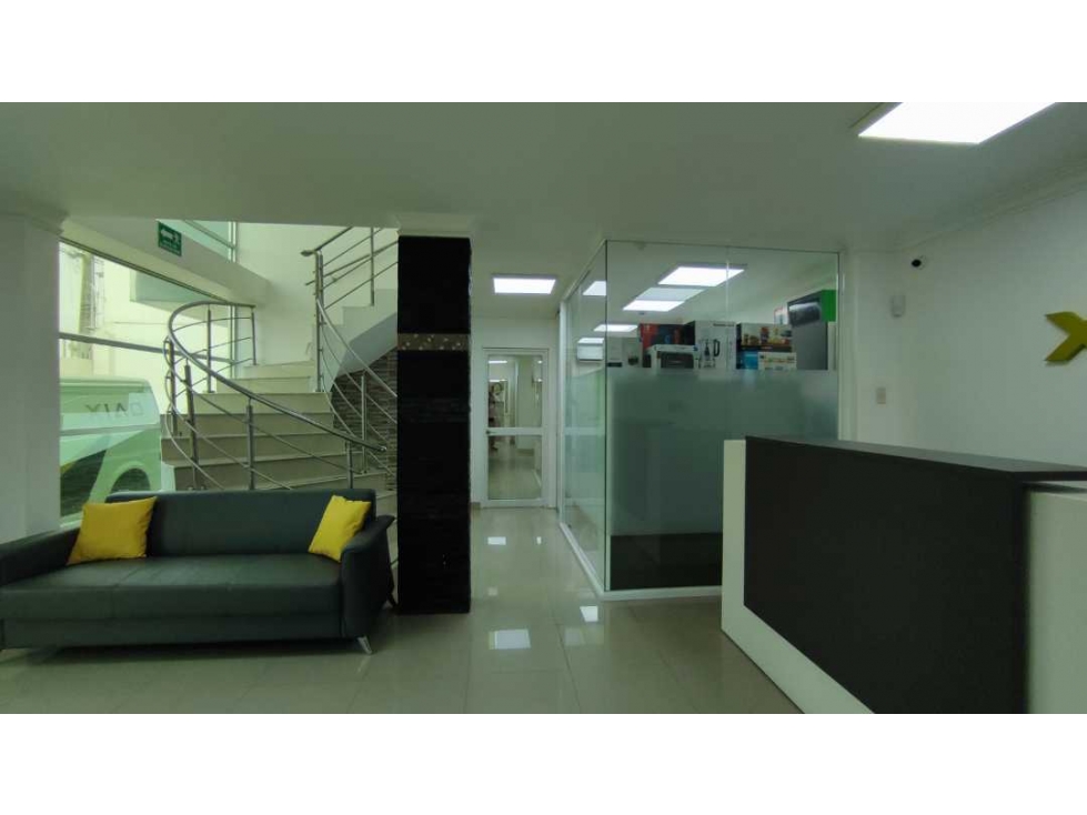 EDIFICIO COMERCIAL CON GALPÓN BODEGA EN VENTA ZONA MÉDICA DURÁN NORTE - 6