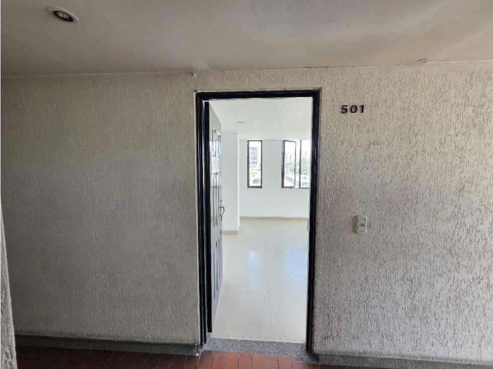 EDIFICIO COMERCIAL EN VENTA BOGOTÁ BARRIO SALAZAR GÓMEZ- PUENTE ARANDA - 6