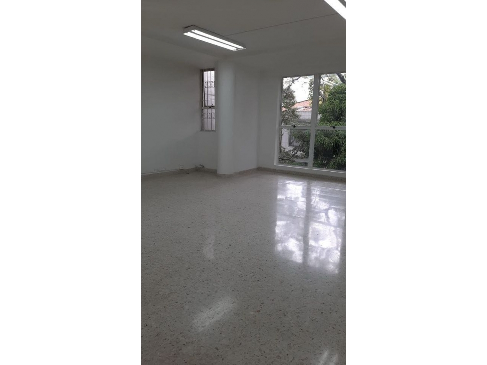 Edificio comercial en venta en Cali — foto 4