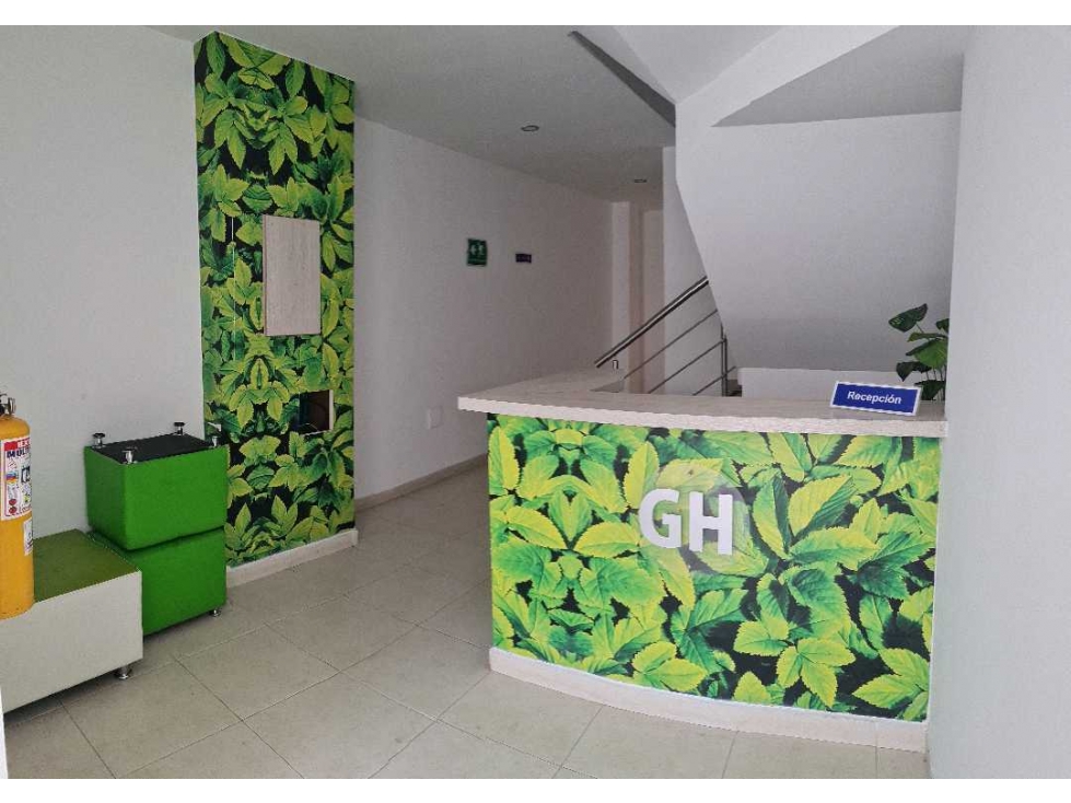 Edificio con 24 aparta-estudios para rentas cortas en Granada — foto 4