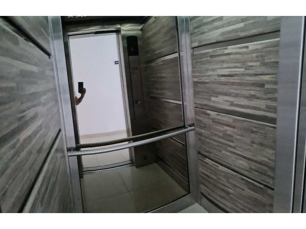 Edificio con 24 aparta-estudios para rentas cortas en Granada — foto 5