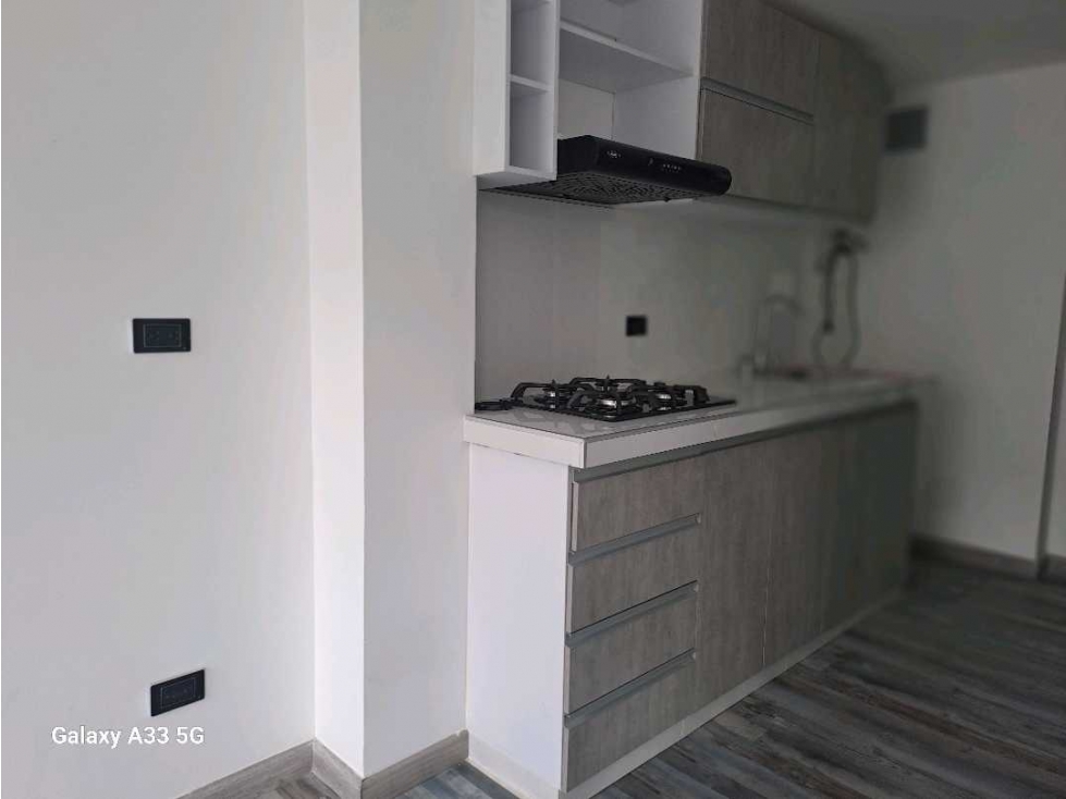 Edificio en venta, 8 apartaestudis ,2 locales,2 aptos en unicentro - 2
