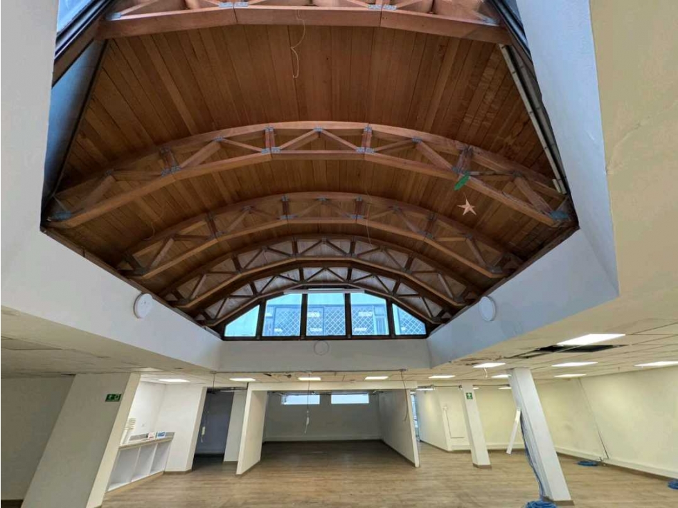 Edificio Corporativo en Venta o Arriendo Cra 7 con 31