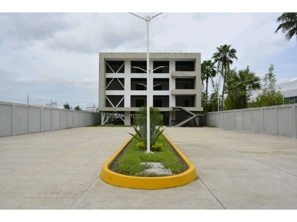 Edificio de 3 Niveles - 5