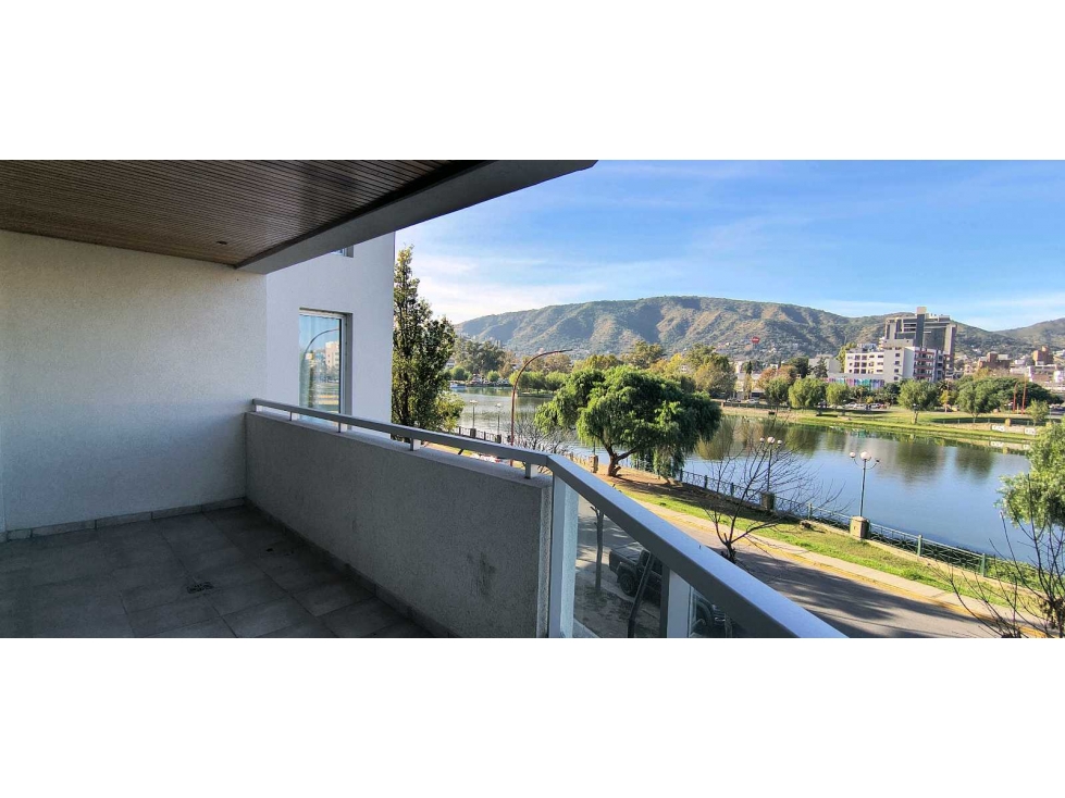 STEFANO V, DEPARTAMENTO DE CATEGORIA CON COCHERA. FRENTE AL LAGO — foto 4
