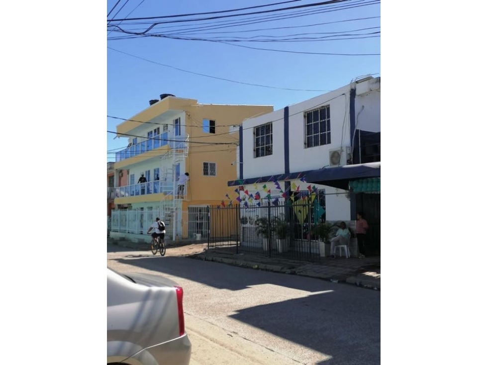 EDIFICIO ESQUINERO DE OPORTUNIDAD EN VENTA EN LAS PALMERAS CARTAGENA.! — foto 3