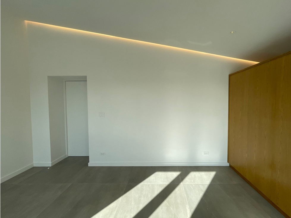 Edificio con penthouse en venta en Casco Antiguo — foto 5