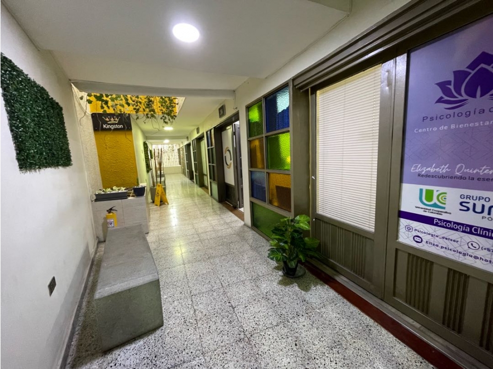 Edificio de uso mixto en venta de 544.63 m² en el Centro de Envigado - 4