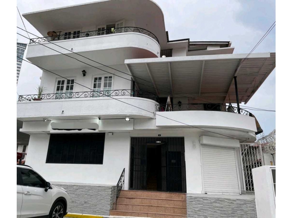 EDIFICIO EN BELLA VISTA 570M2 CERCA DEL RIBA SMITH