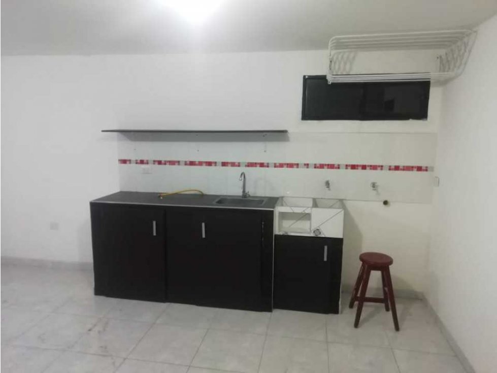 Edificio en colseguros — foto 5