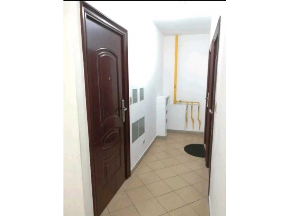 EDIFICIO EN EL INGENIO PARA INVERSION A PASOS DEL METRO 459M2 — foto 2